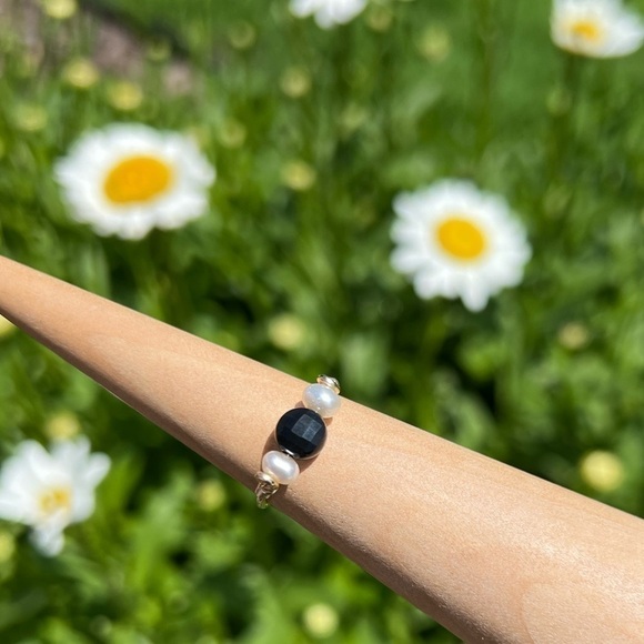 FRESHWATER Pearls & Onyx 14K Gold Filled Wire Wrapped Ring - Picture 5 of 12